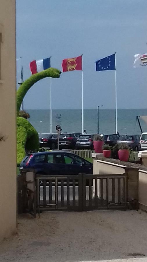Studio + Terrasse Centre-Ville Villers Sur Mer Appartement Buitenkant foto